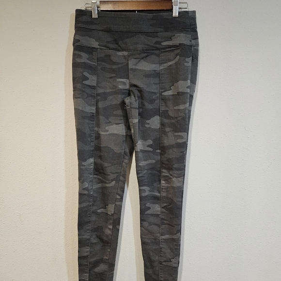 Democracy gut buster camo pants - Picture 2 of 9